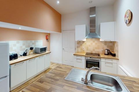 2 bedroom apartment to rent, Fraser House, Aberdeen