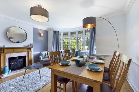 23 Blacksmiths Hill, South Croydon, CR2 9AZ