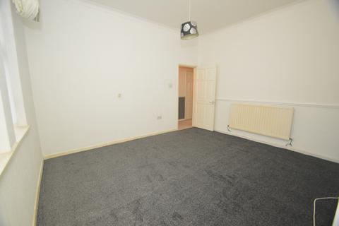 2 bedroom ground floor flat to rent, Howe Street, Felling, Gateshead, NE8