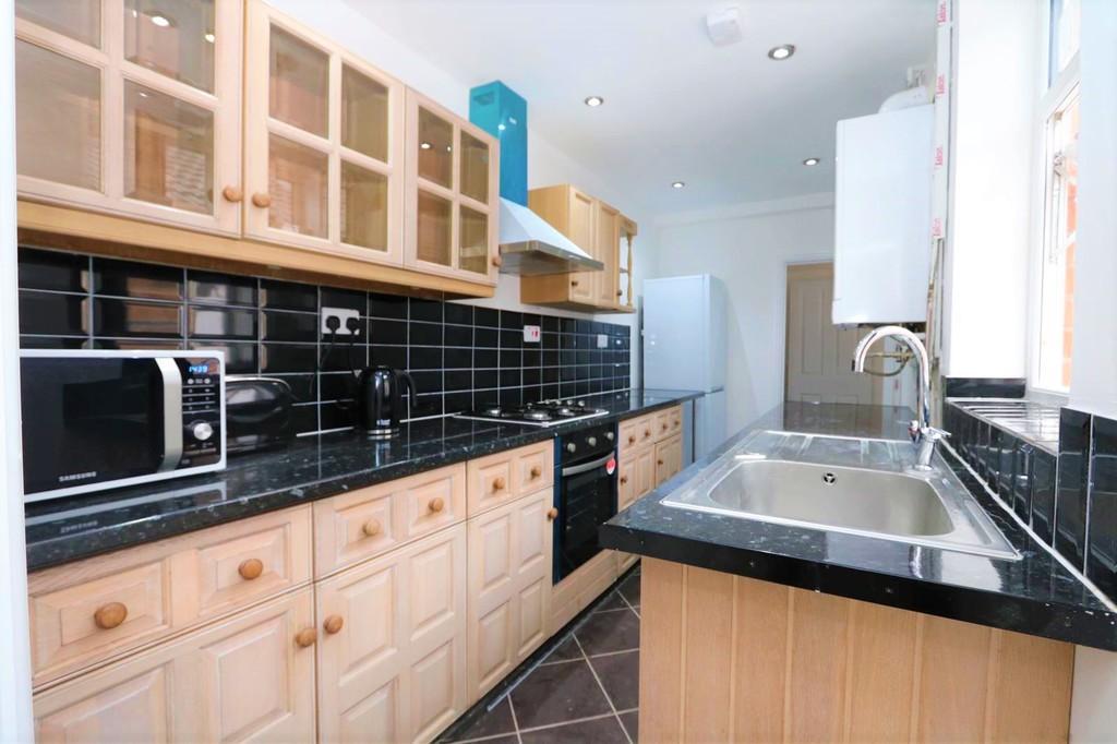 King Edward Road, Coventry, CV1 5BJ 5 bed terraced house £1,995 pcm