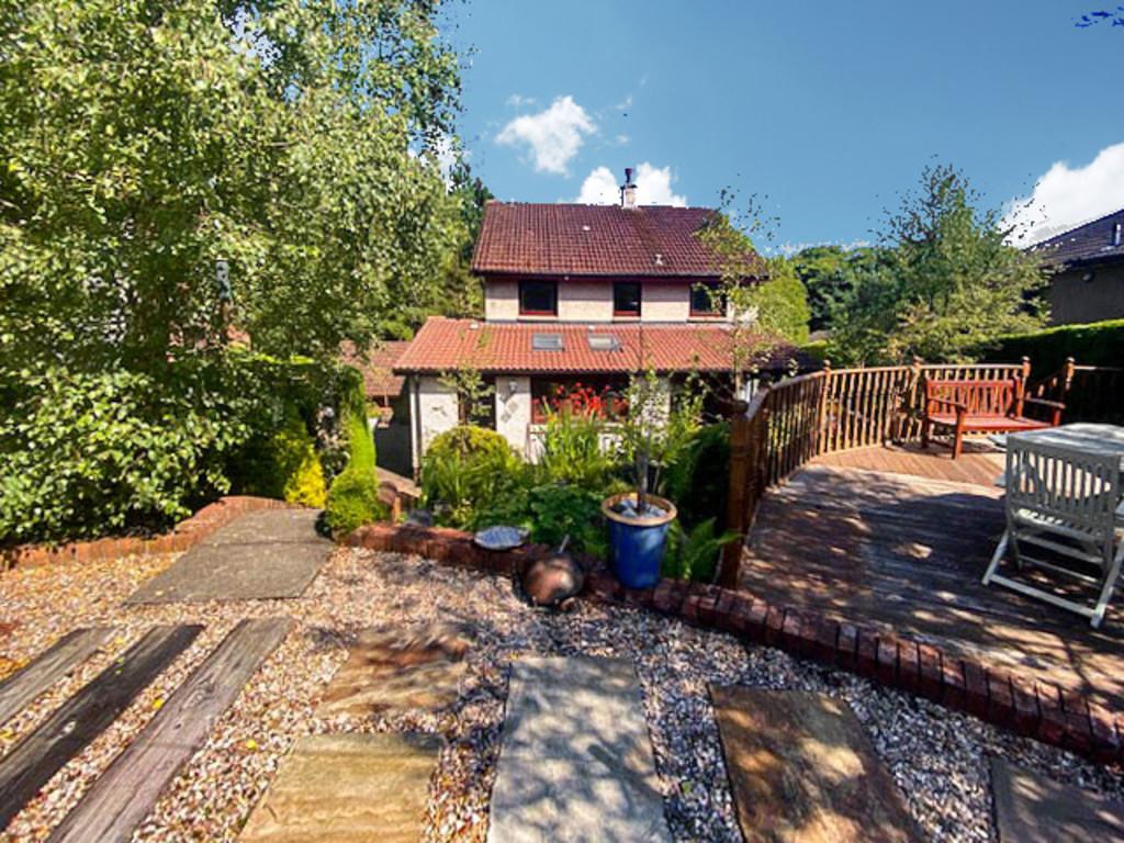 Dunvegan Avenue, Kirkcaldy 4 bed detached house £300,000