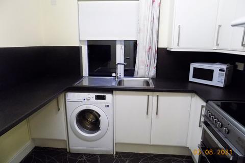 1 bedroom flat to rent, 92 Lounsdale Road,Flat 2/1, Paisley PA2 9EB