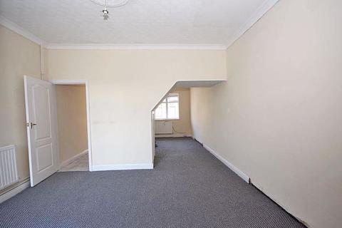 2 Donnington Street, Grimsby, DN32 9EN