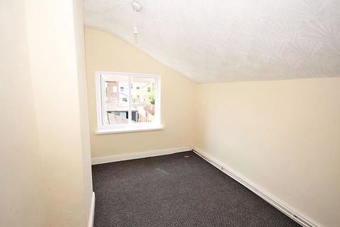 2 Donnington Street, Grimsby, DN32 9EN