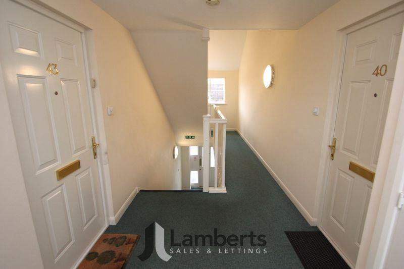 Communal Landing