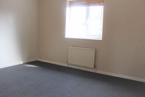10 Whimbrel Close, Bradford, BD8 0RJ