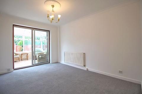 16 Eton Close, Dudley, DY3 1BU