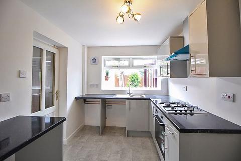 16 Eton Close, Dudley, DY3 1BU