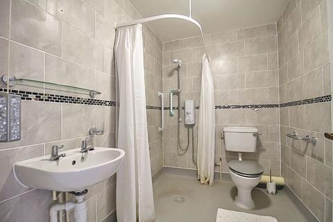 18 Bosworth Close, Woodsetton, Dudley, DY3 1BJ