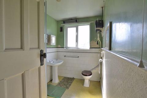 100 Langley Way, West Wickham, BR4 0DR