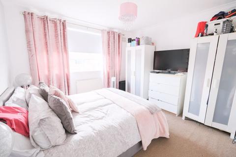 50 Elmtree Road, Sutton Coldfield, B74 3RX