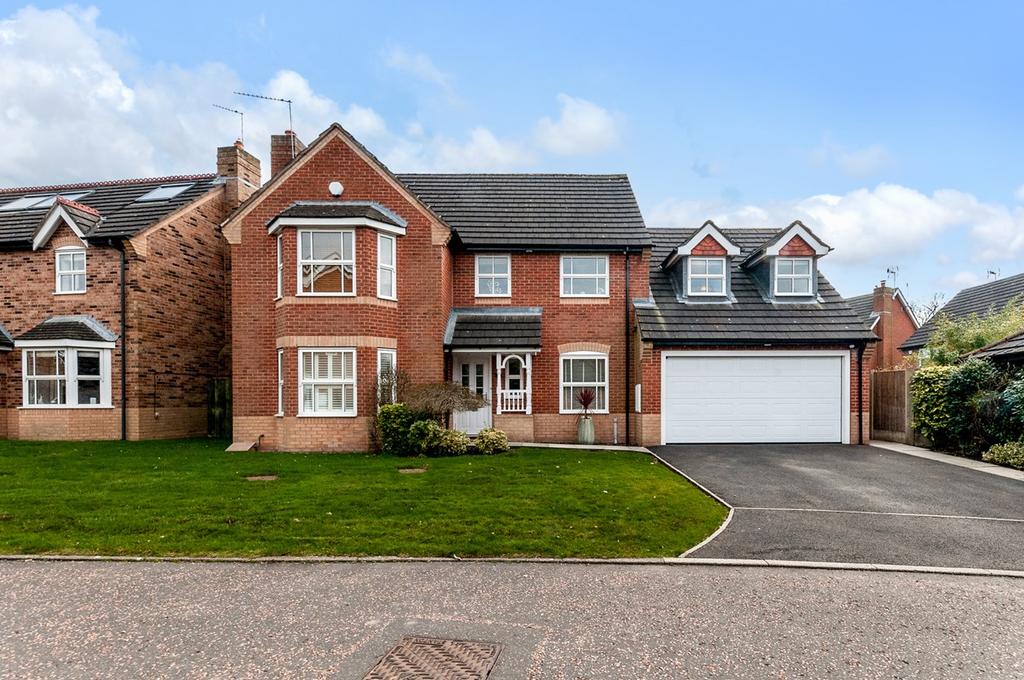 Browning Drive, Winwick, Warrington, WA2 4 bed detached house £525,000