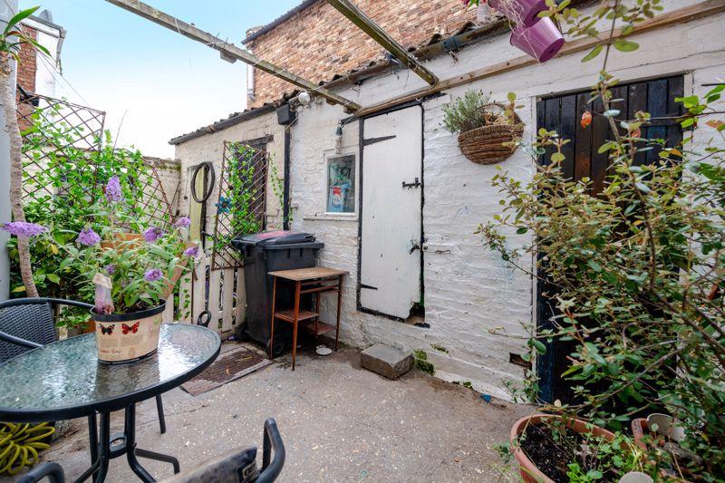 Courtyard Garden