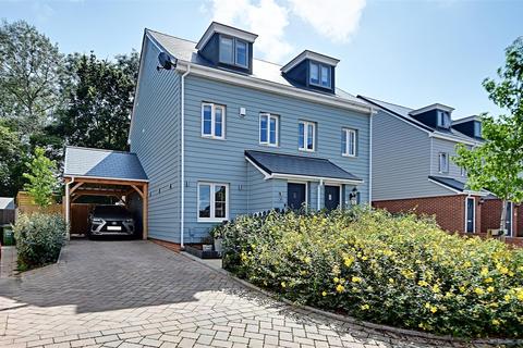 29 Redgrove Close, Bexhill-on-sea, TN39 5FD