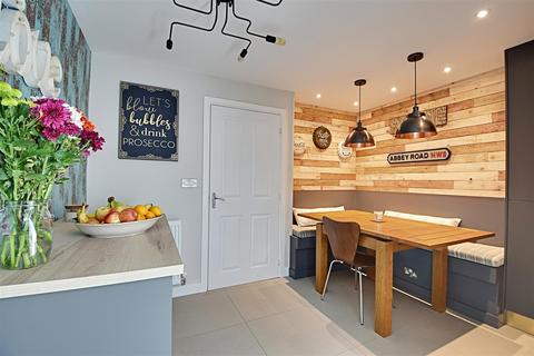 29 Redgrove Close, Bexhill-on-sea, TN39 5FD
