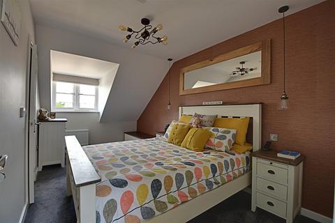 29 Redgrove Close, Bexhill-on-sea, TN39 5FD
