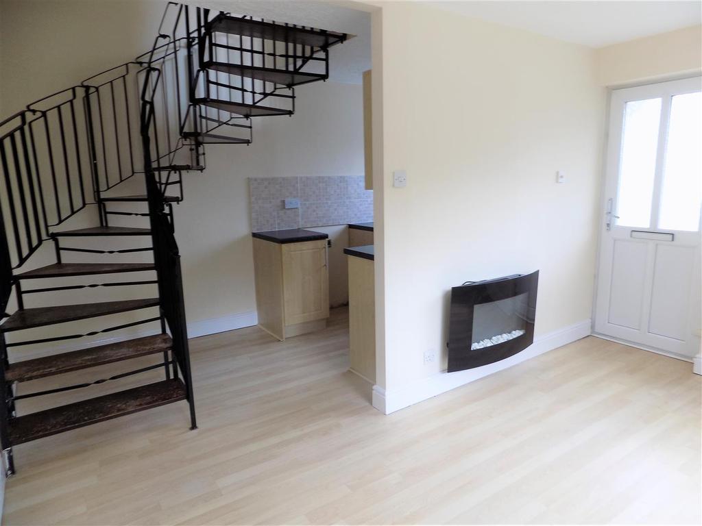 Langdale Grove, Bingham, Nottingham 1 bed terraced house £119,950