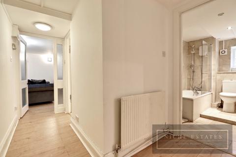 1 bedroom apartment to rent, Crescent Road, Crouch End, London, N8 - COMMUNAL GARDEN