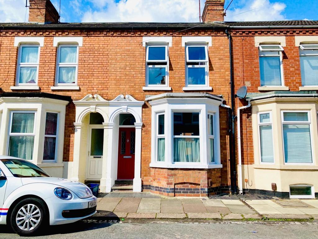 Loyd Road, Abington, Northampton, NN1 3 bed terraced house £239,950