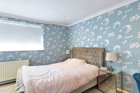 17 New Park Road, Ashford, TW15 1EG