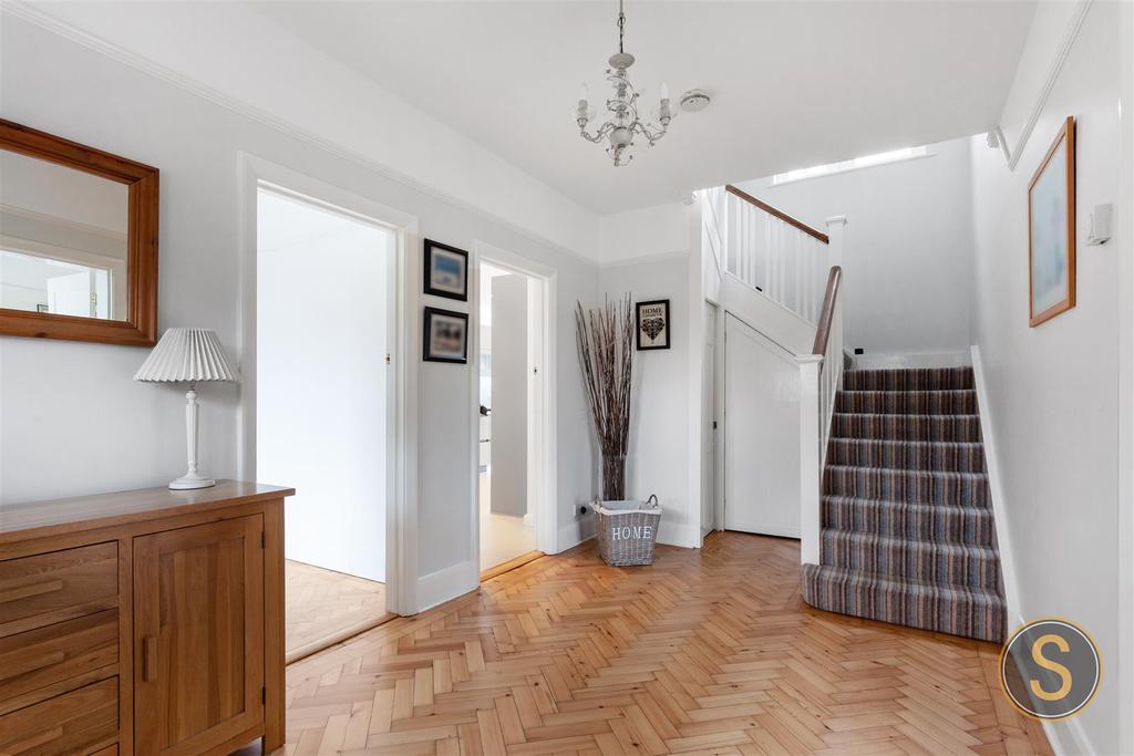 260720216 STERB 20 Woodland Drive  WD17 3 BX 002 wm