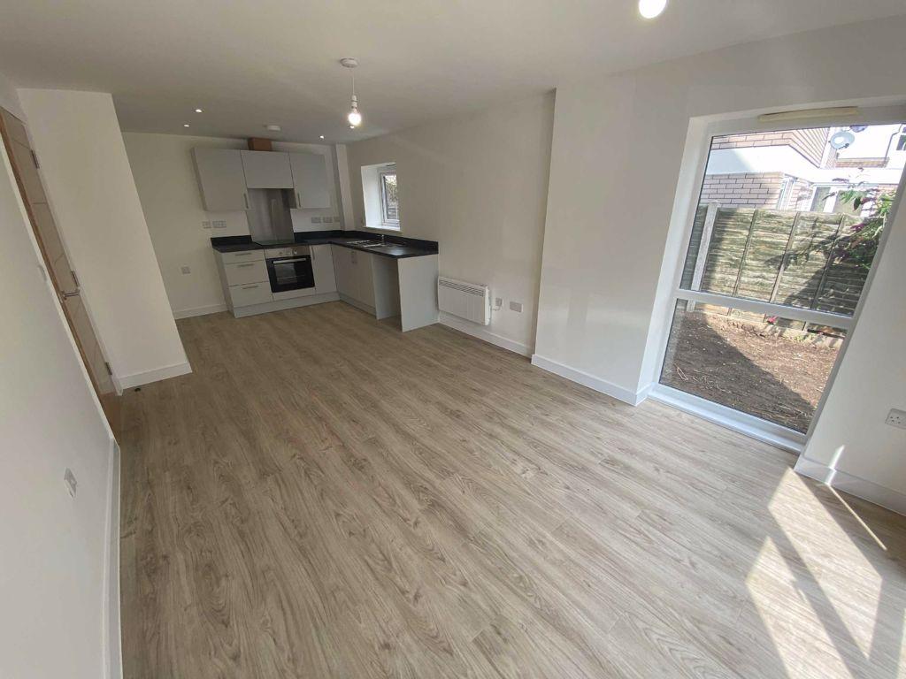Apartment 10, 8, Avenue Road, Compton, Wolverhampton, WV3 3 bed