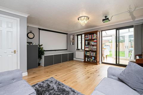 9 Green Close, Epping Green, Epping, CM16 6PS