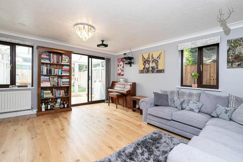 9 Green Close, Epping Green, Epping, CM16 6PS