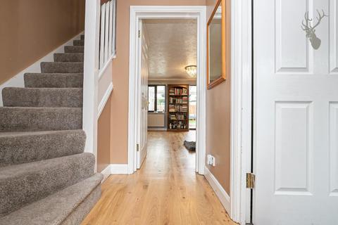 9 Green Close, Epping Green, Epping, CM16 6PS