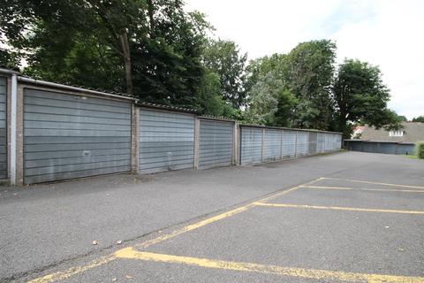 Flat 1, 19 Brambledown Road, Wallington, SM6 0TH