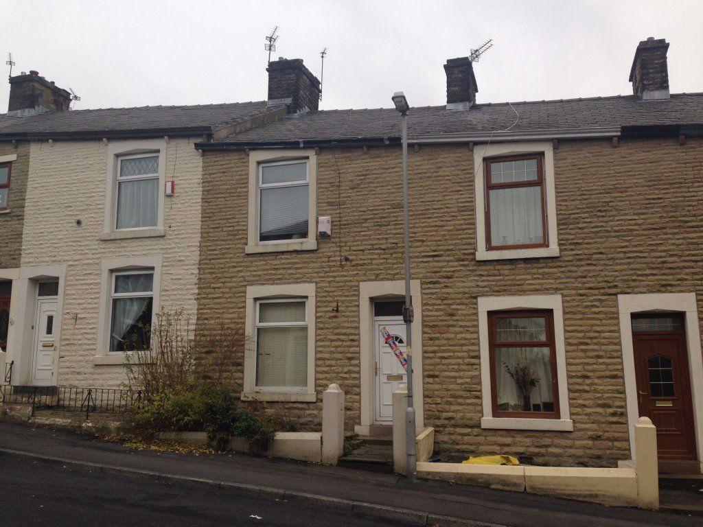 Haywood Road, Accrington 2 bed terraced house £475 pcm (£110 pw)