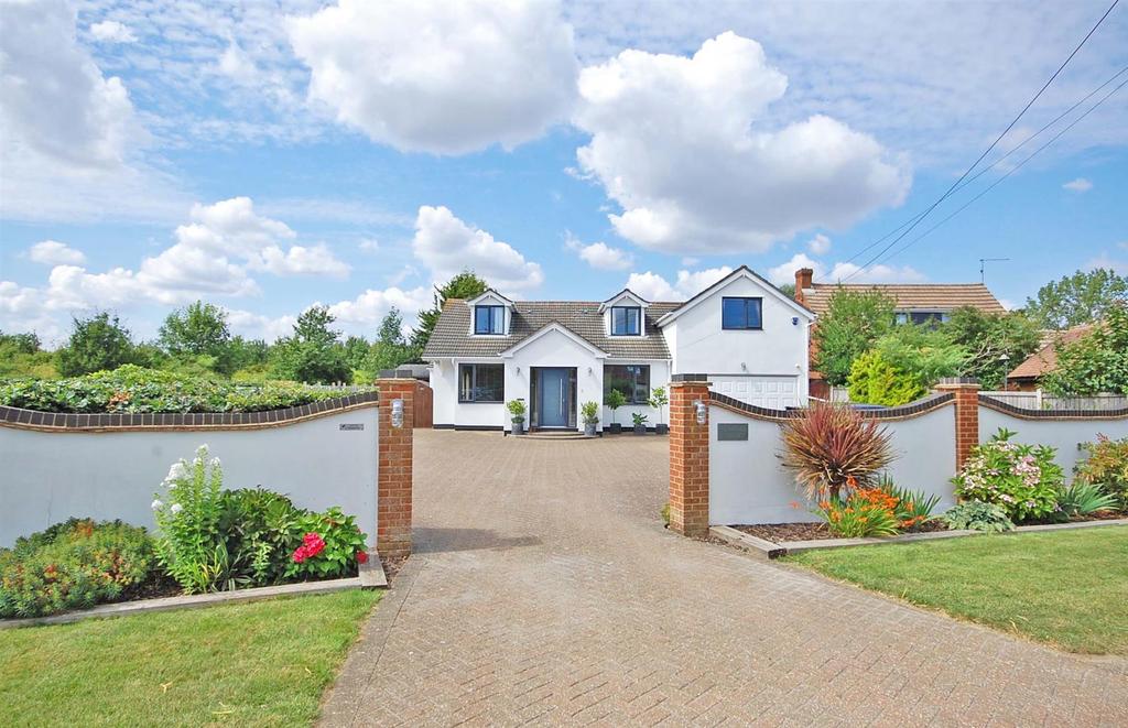 London Road, Great Notley, Braintree 4 bed detached house £850,000