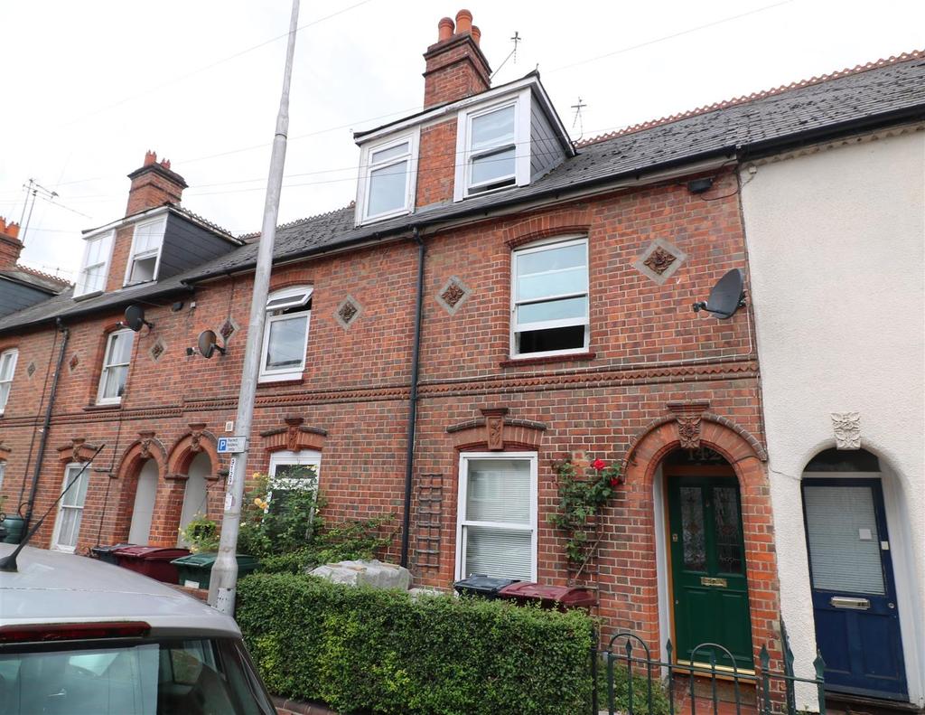 Elgar Road, Reading 3 bed terraced house £425,000