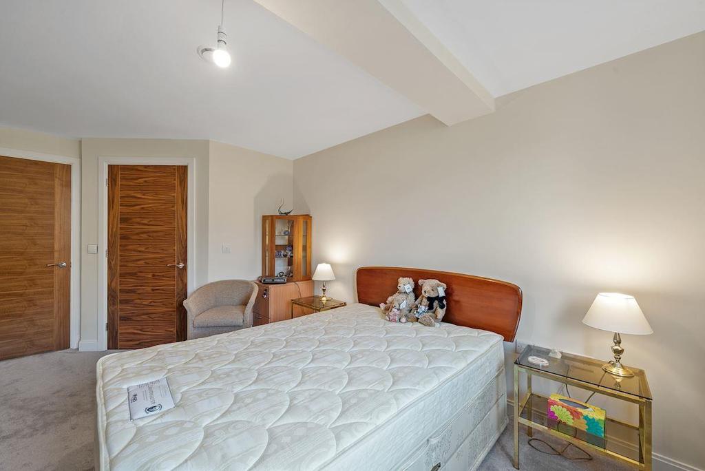 Bedroom (2).jpg