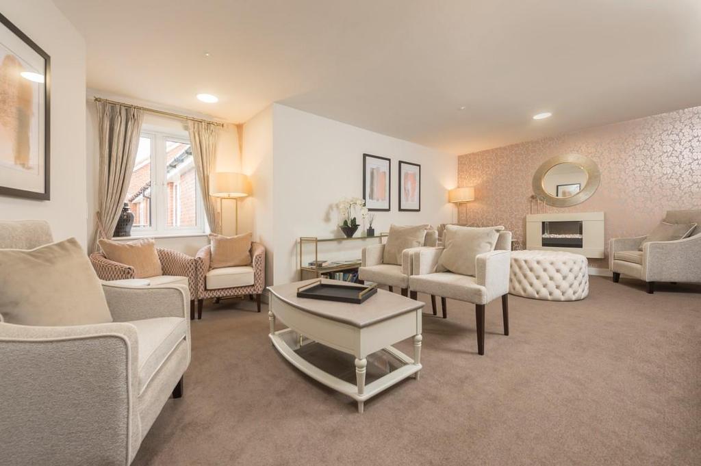 Andrews-Court-Homeowners Lounge.jpg