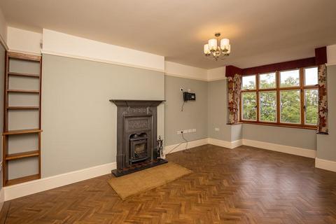 3 bedroom semi-detached house to rent, Laurel Bank , Wyche Road, Malvern, Worcestershire, WR14 4EF