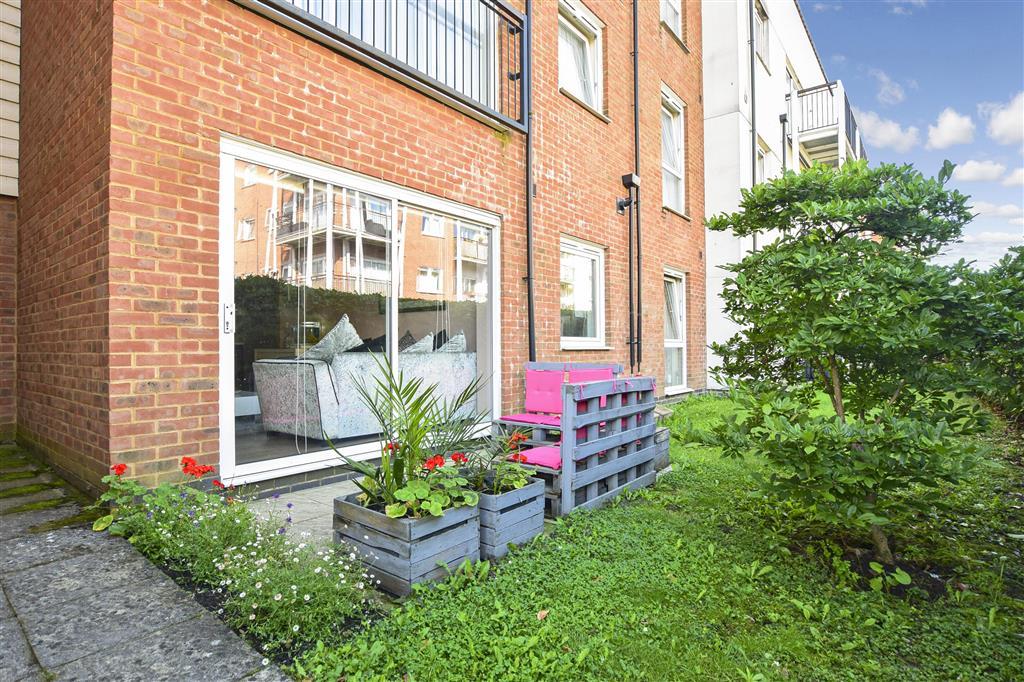 Patio / Decking
