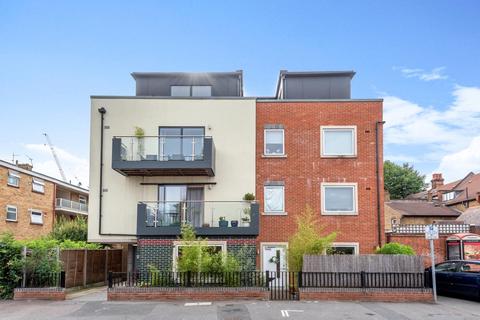 Flat 1a, 1 Abbey Road, London, SW19 2LZ