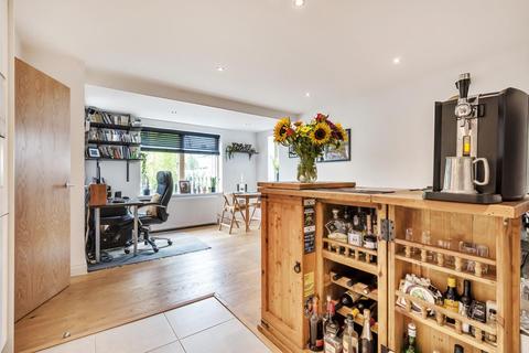 Flat 1a, 1 Abbey Road, London, SW19 2LZ