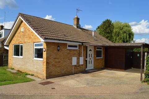 2 bedroom detached bungalow to rent - Victoria Road, Cogenhoe, Northampton NN7 1NE