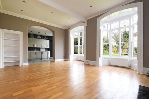 3 bedroom terraced house for sale, Flat 3, Honor Oak Road, London, SE23