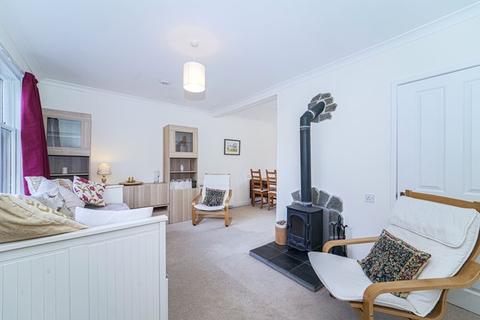 2 Queens Road, Comrie, Crieff, PH6 2EF