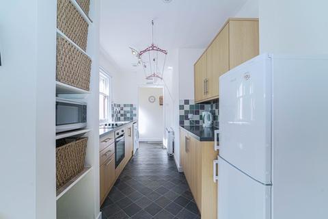 2 Queens Road, Comrie, Crieff, PH6 2EF