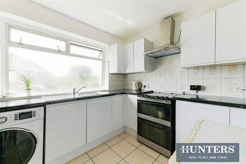 51 Boscombe Road, Worcester Park, KT4 8PJ