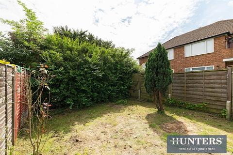 51 Boscombe Road, Worcester Park, KT4 8PJ