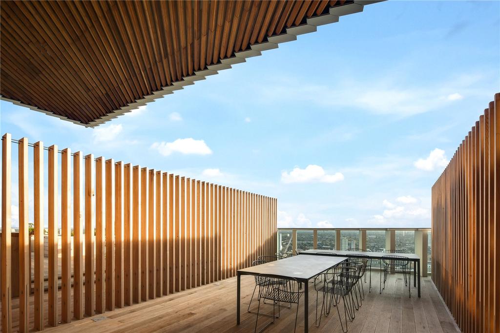 Roof Terrace View 10