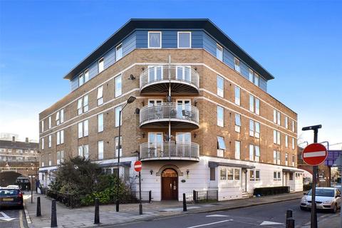 2 bedroom flat to rent, West Point, 3 Grenade Street, London, E14
