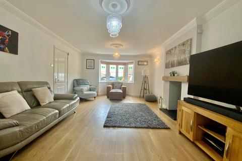 15 Acresbrook, Stalybridge, SK15 2QT