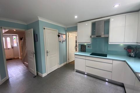 15 Acresbrook, Stalybridge, SK15 2QT