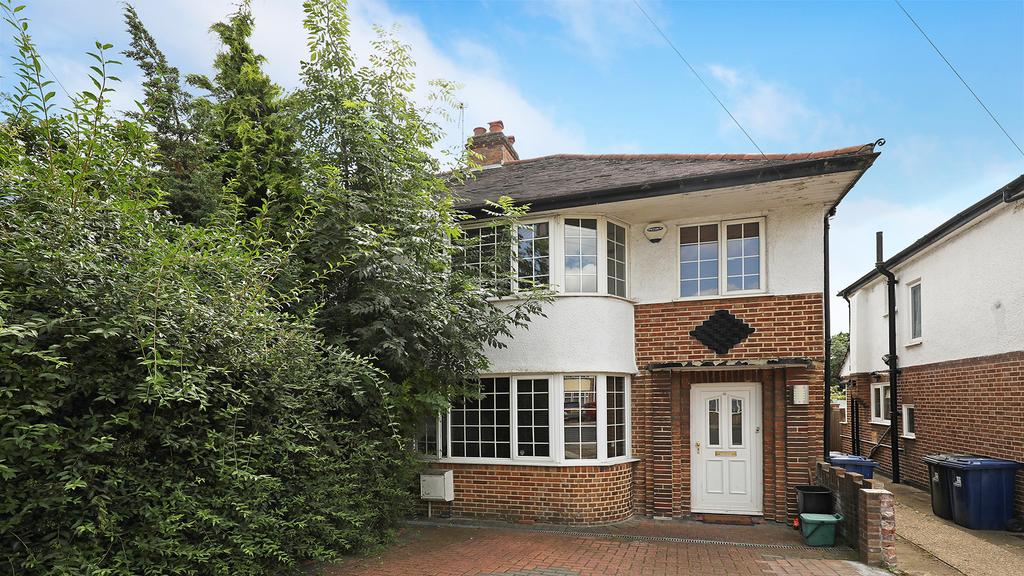 Jeymer Drive, Greenford, UB6 3 bed house £550,000